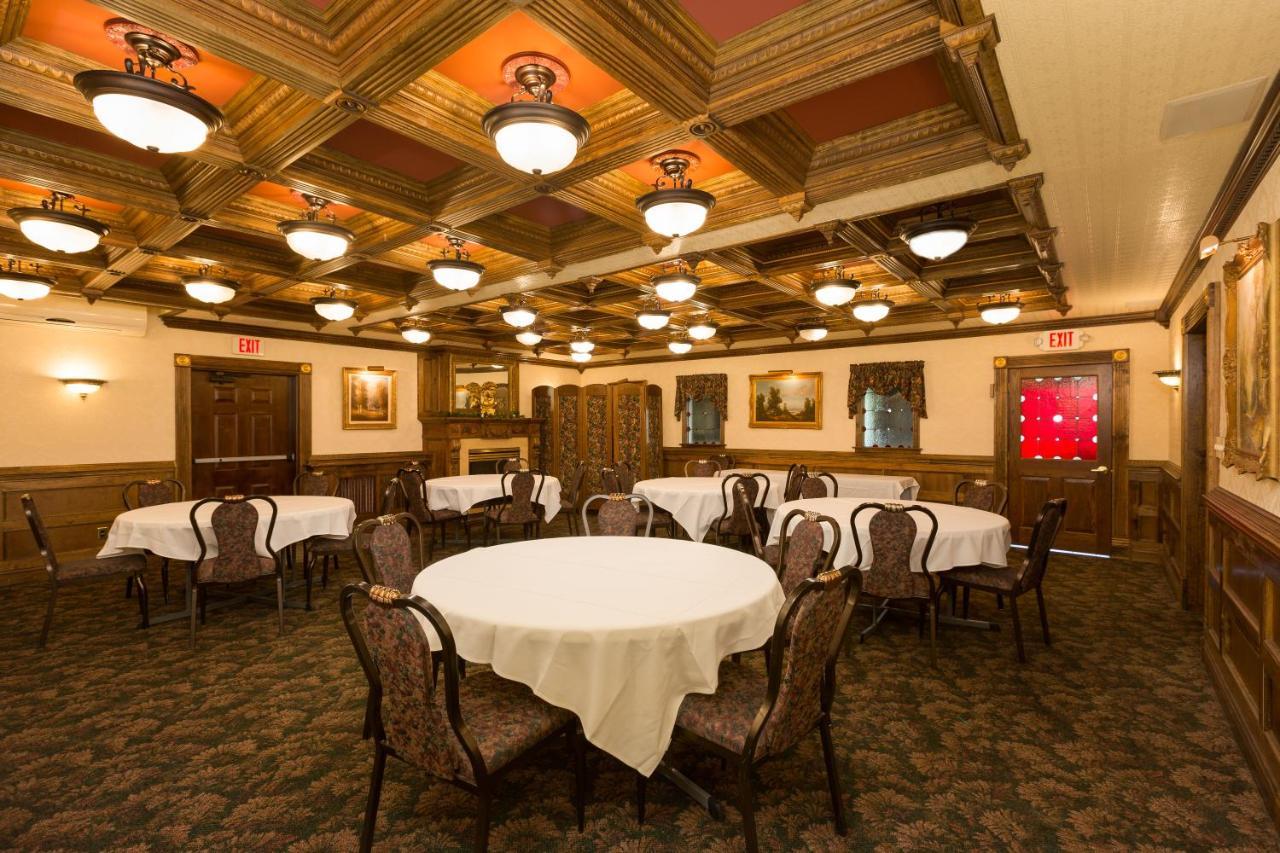 The Blue Heron Inn La Porte Екстериор снимка