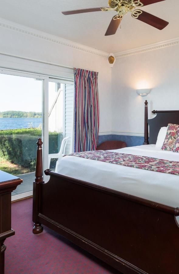 The Blue Heron Inn La Porte Екстериор снимка